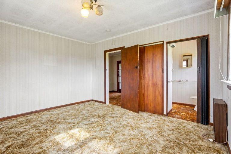Photo of property in 154 Tawa Road, Kumeu, 0891