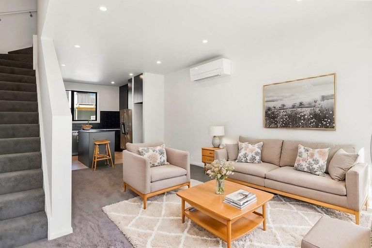 Photo of property in 12 Kamahi Place, Paraparaumu, 5032