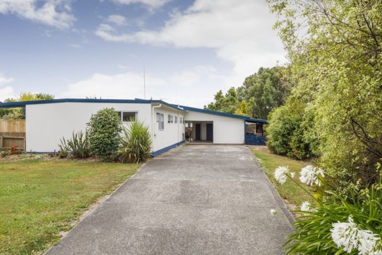 Photo of property in 8 Sicely Street, Marton, 4710