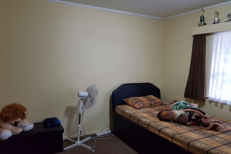 Photo of property in 2/138 Great South Road, Manurewa, Auckland, 2102