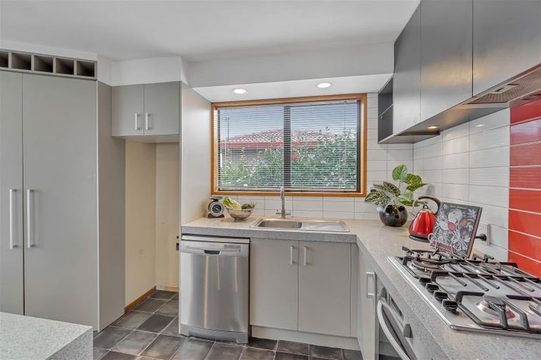 Photo of property in 23 Arcon Drive, Broomfield, Christchurch, 8042