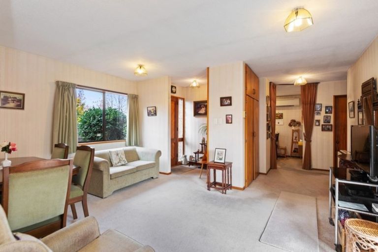 Photo of property in 26 Felstead Place, Avonhead, Christchurch, 8042