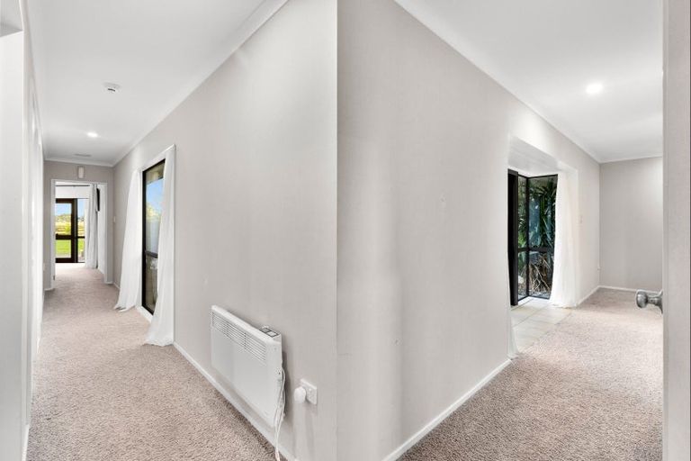 Photo of property in 11 Mckenzie Settlement Road, Kairanga, Palmerston North, 4475