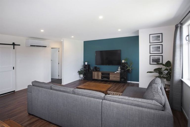 Photo of property in 7 Dalglish Place, Hoon Hay, Christchurch, 8025