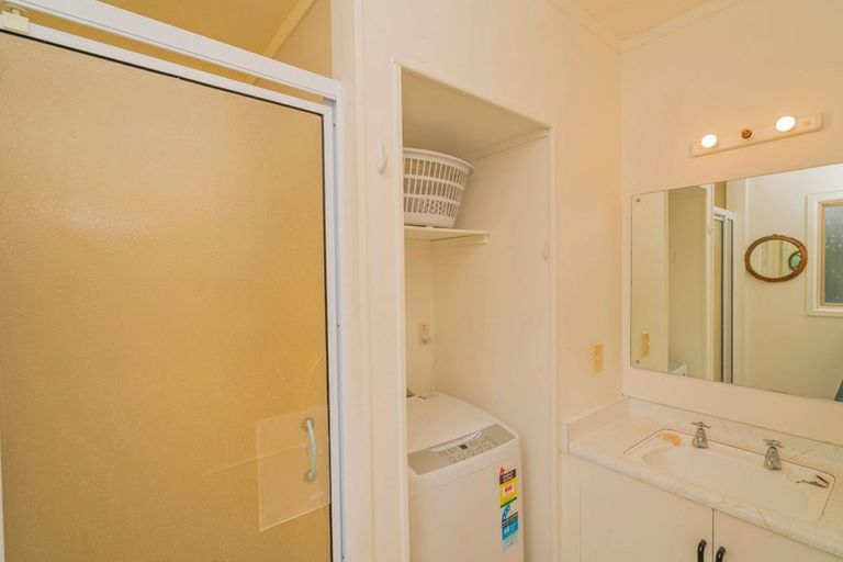 Photo of property in 24 Nicholas Avenue, Whitianga, 3510