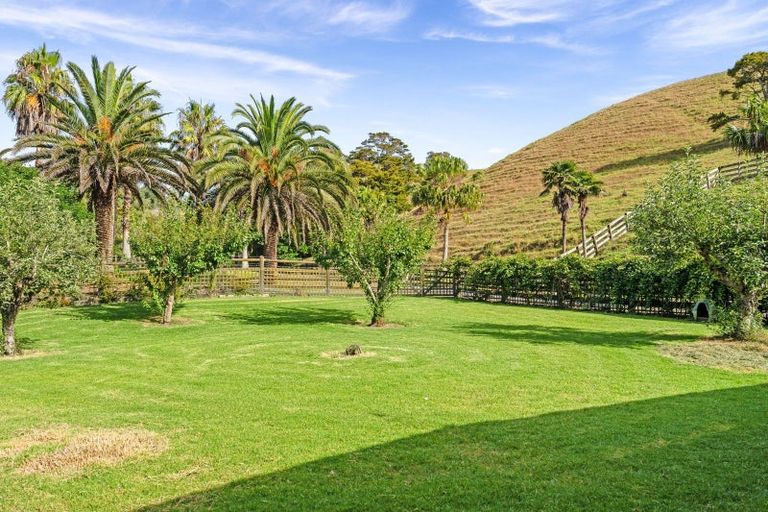 Photo of property in 39 Tongatu Road, Ngunguru, Whangarei, 0173