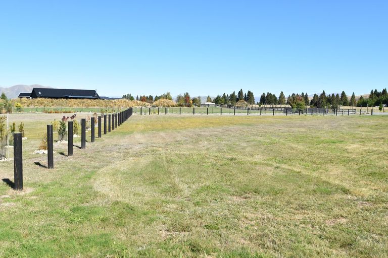Photo of property in 41 Temple Drive, Twizel, 7901