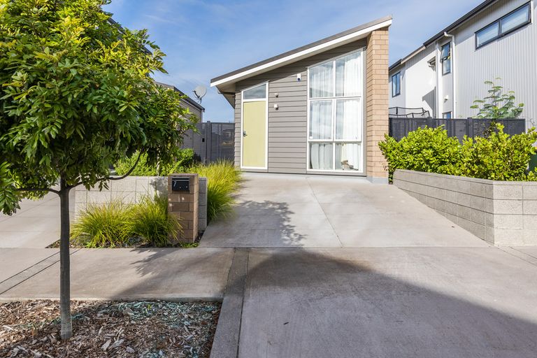Photo of property in 7 Teal Way, Hobsonville, Auckland, 0616