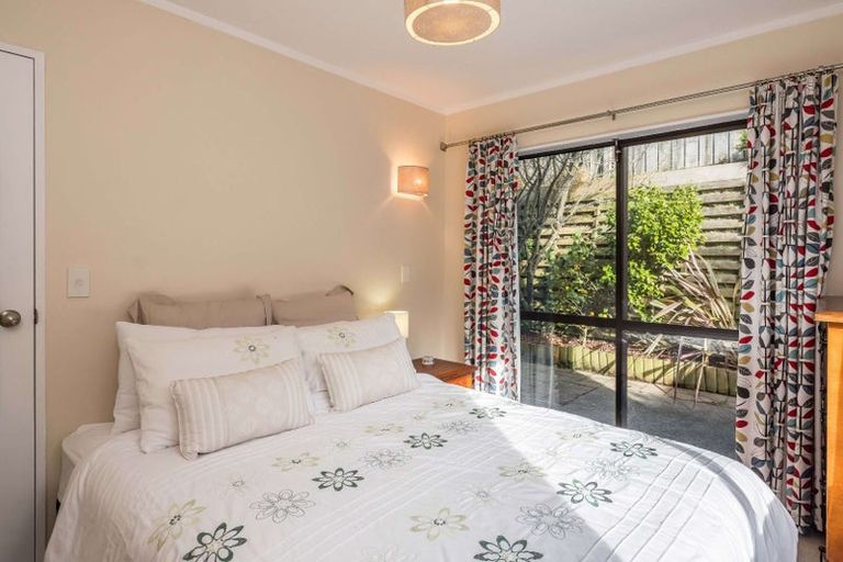 Photo of property in 15a Shastri Terrace, Khandallah, Wellington, 6035