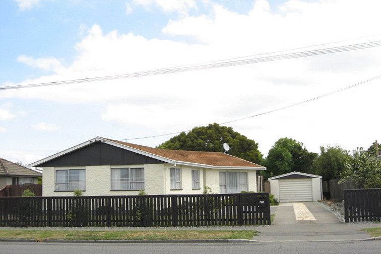 Photo of property in 476 Mairehau Road, Parklands, Christchurch, 8083