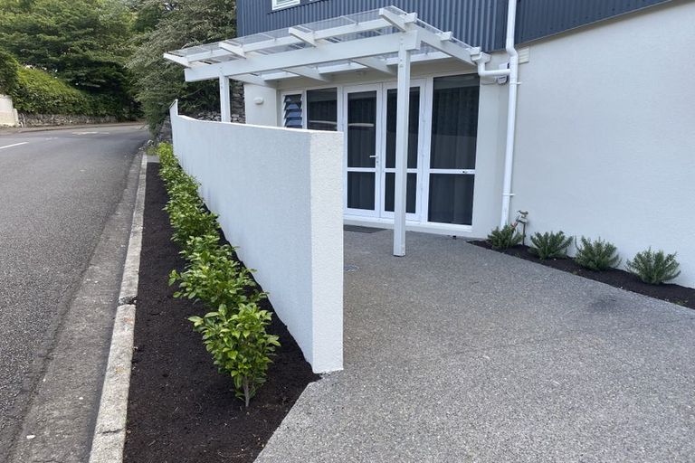 Photo of property in 120 Milton Road, Bluff Hill, Napier, 4110
