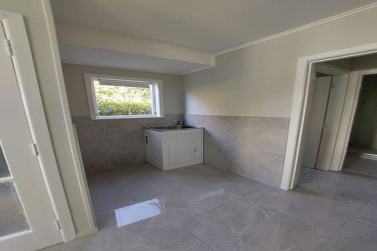 Photo of property in 38 Eddowes Street, Manurewa, Auckland, 2102