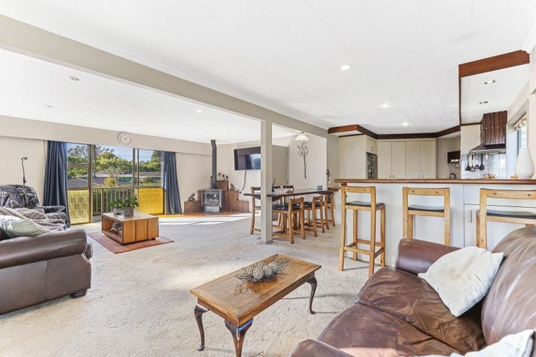 Photo of property in 10b Hickford Place, Okato, 4335