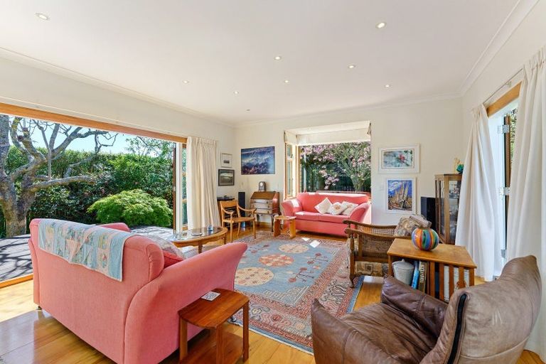 Photo of property in 9 Bell Street, Otaki, 5512