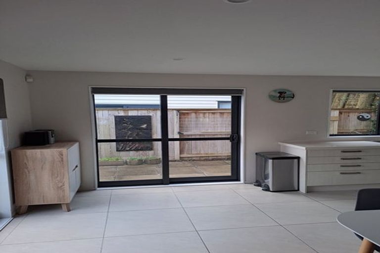 Photo of property in 69u3 Sheridan Terrace, Johnsonville, Wellington, 6037