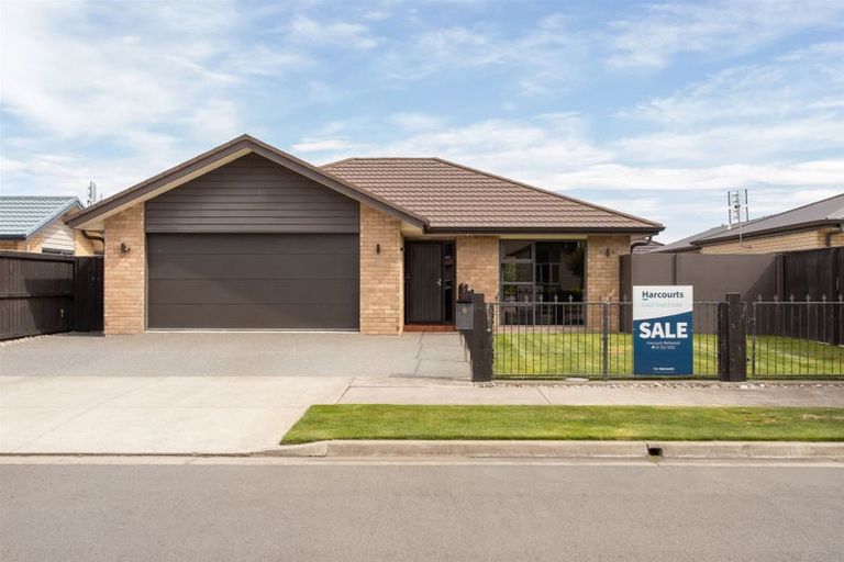 Photo of property in 8 Norrie Way, Kaiapoi, 7630