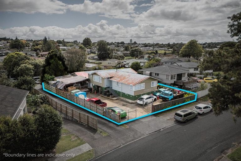 Photo of property in 15 Hobart Crescent, Wattle Downs, Auckland, 2103