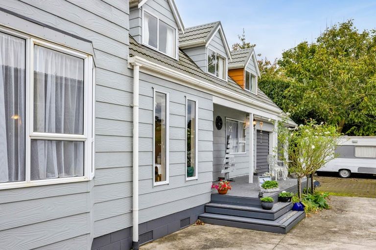 Photo of property in 237a South Road, Hawera, 4610