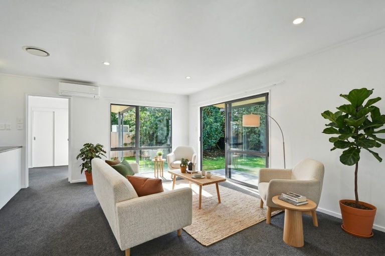 Photo of property in 1216a Norfolk Crescent, Mayfair, Hastings, 4122