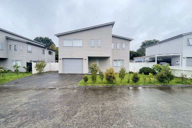 Photo of property in 22f Manuka Road, Glenfield, Auckland, 0629