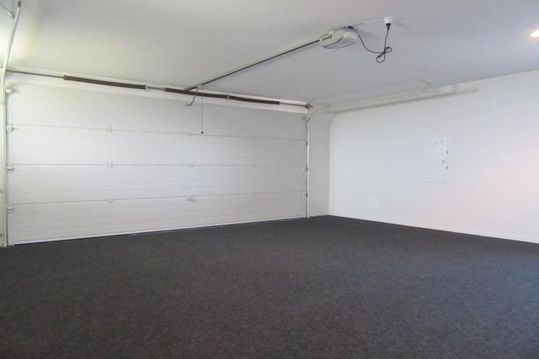 Photo of property in 50 Koura Drive, Rangiora, 7400