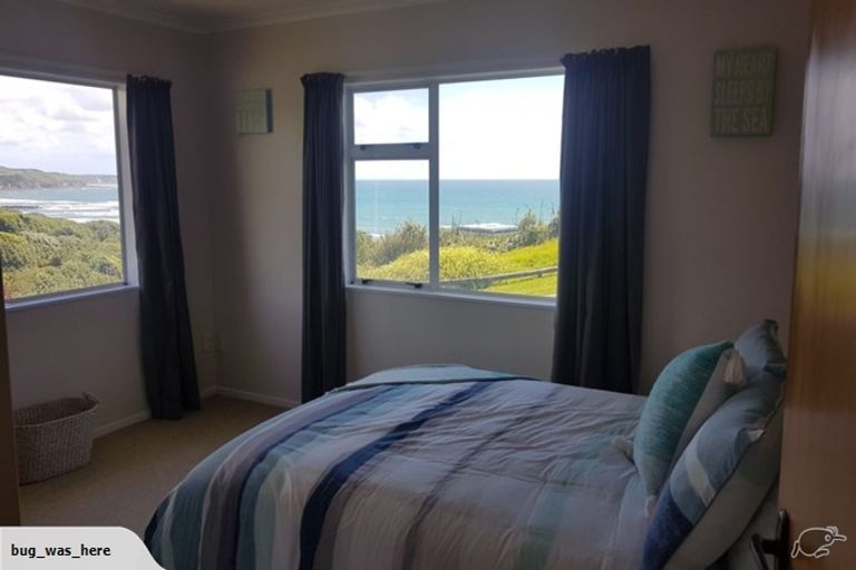 Photo of property in 1/4 Rangitake Drive, Spotswood, New Plymouth, 4310