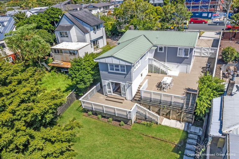 Photo of property in 90 Glendale Road, Glen Eden, Auckland, 0602