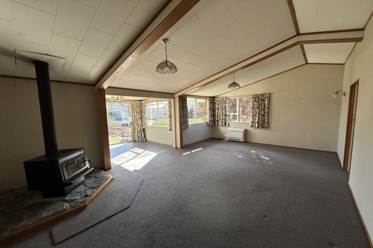 Photo of property in 1 Hunter Crescent, Wanaka, 9305