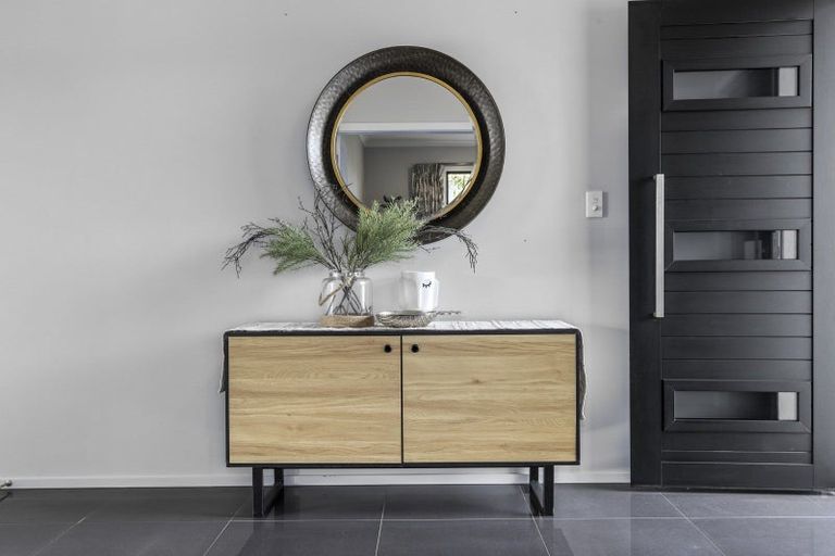 Photo of property in 21 Mataroa Crescent, Flagstaff, Hamilton, 3210