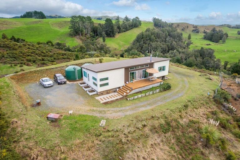 Photo of property in 925 Ngaroma Road, Wharepuhunga, Te Awamutu, 3874