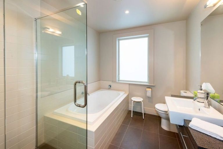 Photo of property in 11 Kelliher Drive, Wanaka, 9305