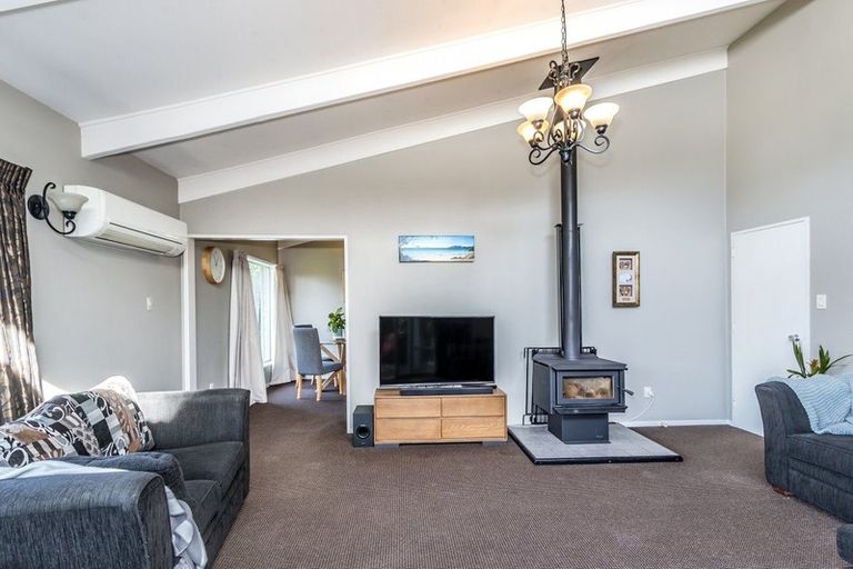 Photo of property in 38 Kimberley Street, Casebrook, Christchurch, 8051