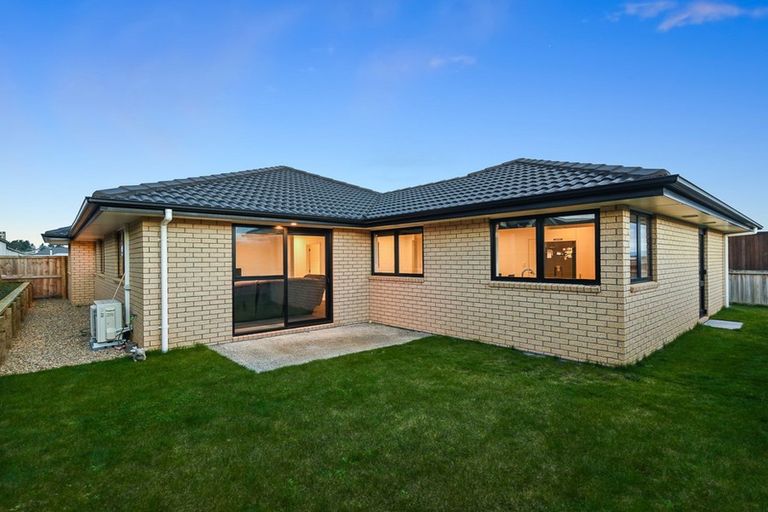 Photo of property in 12u2 Onukutara Place, Huntington, Hamilton, 3281