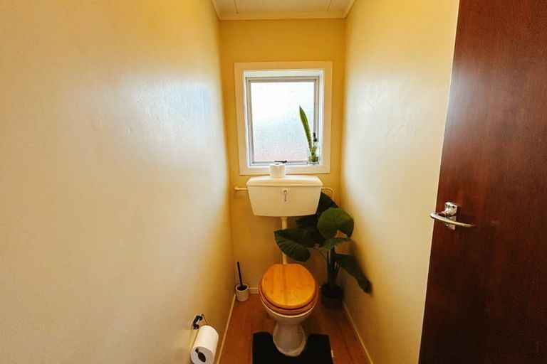 Photo of property in 2/6 Snead Place, Hamilton East, Hamilton, 3216
