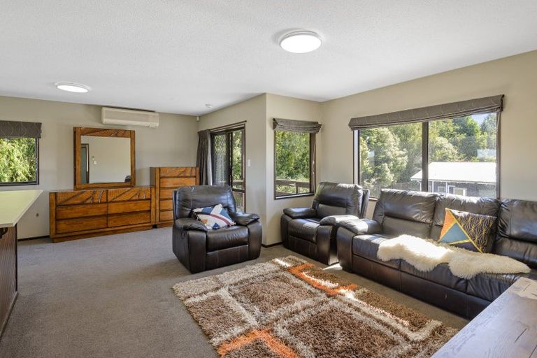 Photo of property in 280 Queen Elizabeth Ii Drive, Mairehau, Christchurch, 8052