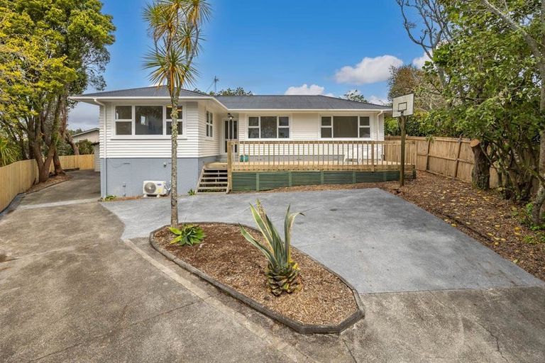 Photo of property in 17 Liddell Street, Hillcrest, Auckland, 0627