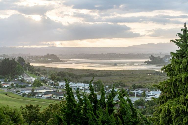 Photo of property in 53 Emily Place, Bellevue, Tauranga, 3110