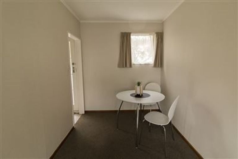 Photo of property in 37u2 Frankmoore Avenue, Johnsonville, Wellington, 6037