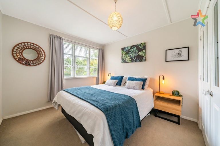 Photo of property in 1 Waldie Grove, Avalon, Lower Hutt, 5011