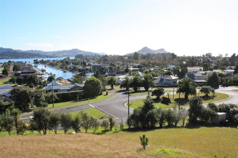 Photo of property in 4 Panorama Parade, Pauanui, Hikuai, 3579