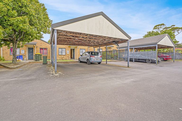 Photo of property in 11/202 Massey Road, Mangere East, Auckland, 2024