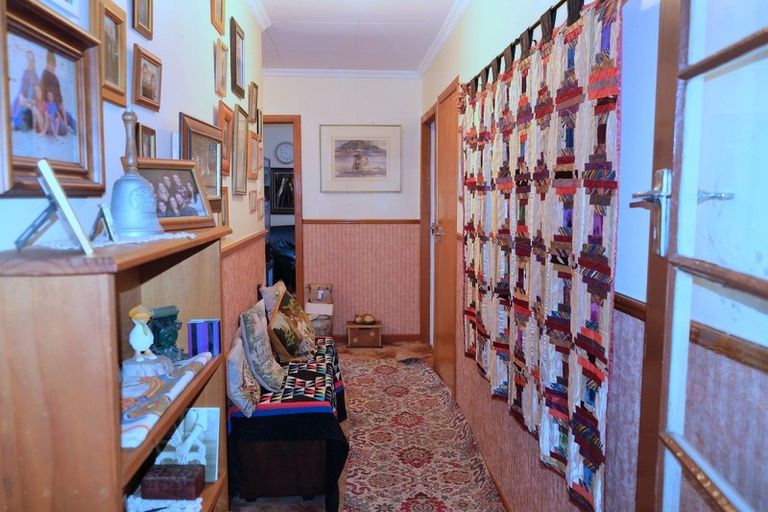 Photo of property in 4 Erskine Street, Tuatapere, 9620
