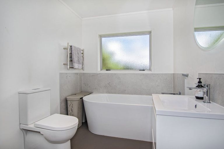 Photo of property in 46 Ridgeway Drive, Te Kamo, Whangarei, 0112