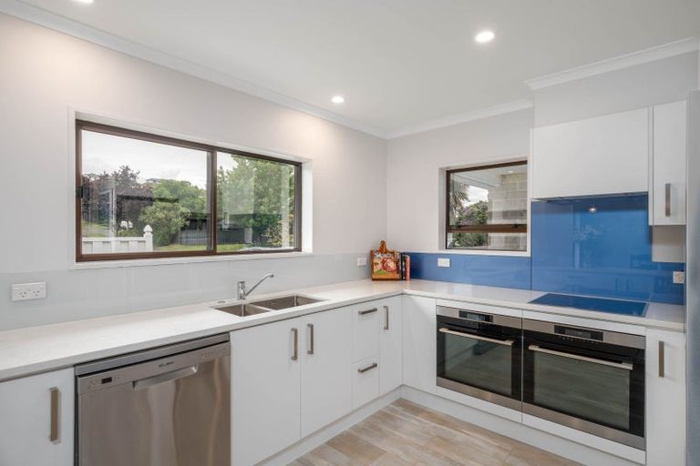 Photo of property in 40 Kent Terrace, Taradale, Napier, 4112