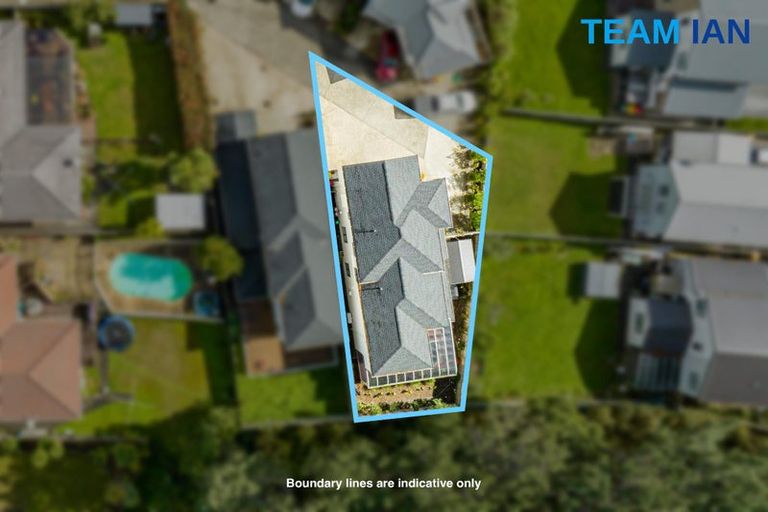 Photo of property in 73a Granville Drive, Massey, Auckland, 0614