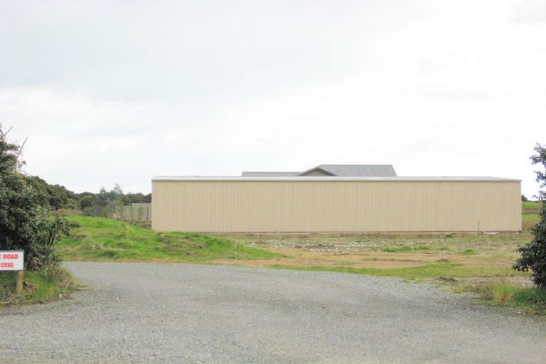 Photo of property in 138 Oreti Road, Otatara, Invercargill, 9879