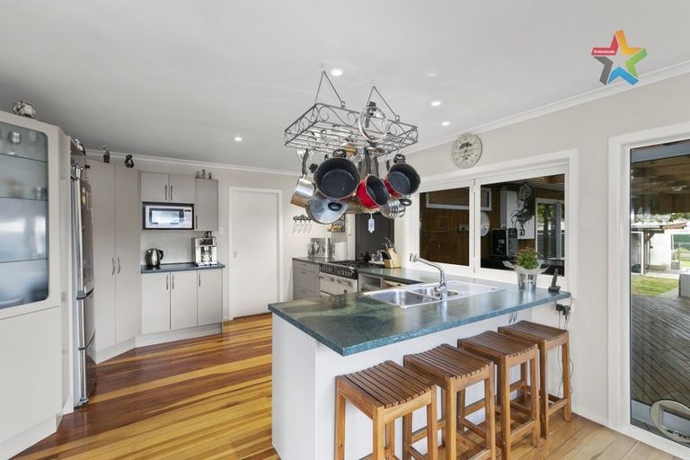 Photo of property in 71 Wellington Road, Wainuiomata, Lower Hutt, 5014