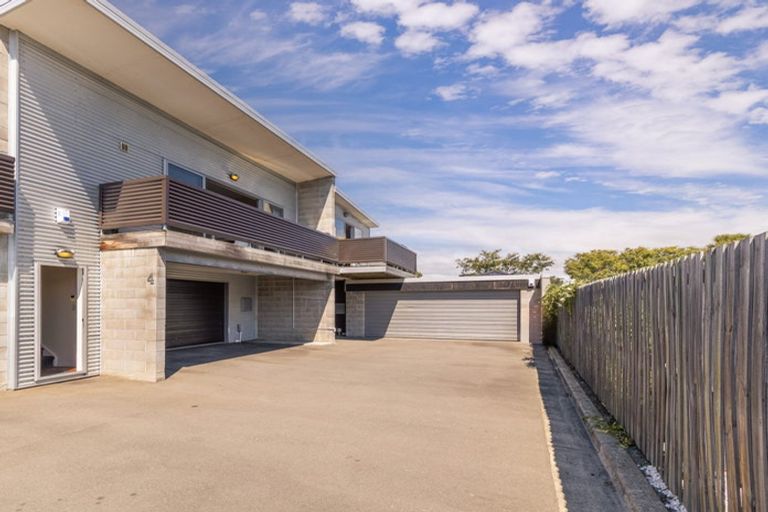 Photo of property in 532d Hereford Street, Linwood, Christchurch, 8011