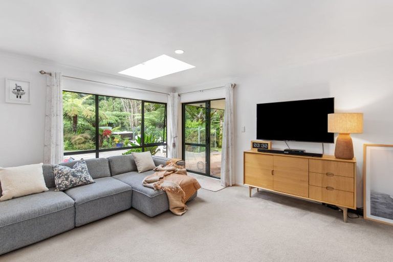 Photo of property in 366b Huia Road, Titirangi, Auckland, 0604