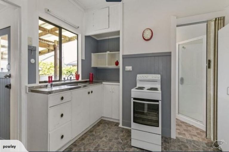 Photo of property in 12 Jellicoe Avenue, Tuakau, 2121